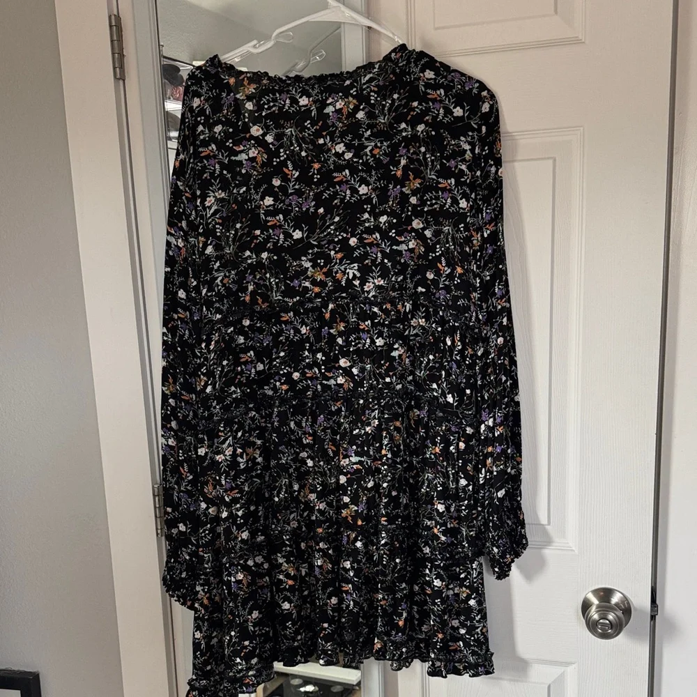 Chic Soul Black Floral Dress - Picture 2 of 4